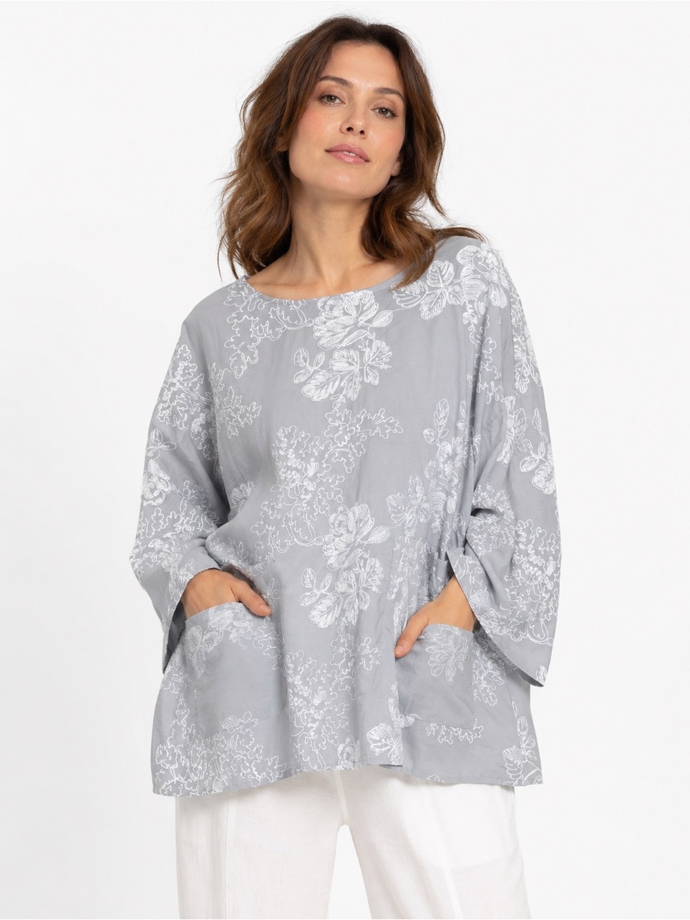 NWT Cynthia Rowley Light Gray Floral Embroidered Tunic